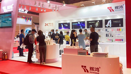 亚太美容展包材区，这款“高频脉冲提拉按摩”眼霜管火了